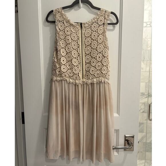 Staring at Stars Urban Outfitters Large Cream Crochet Top Dress Feminine Girly - Picture 2 of 5